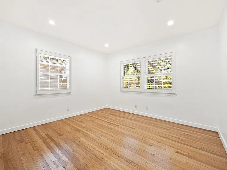 1041 Rose Ave — Photo 28