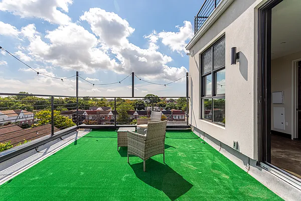 Rented by Yup Realty LLC | media 8