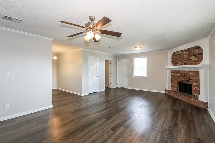 2391 Richwood Dr — Photo 15