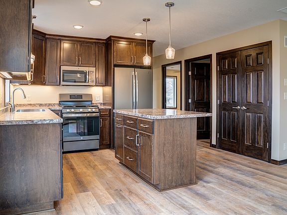 Kitchen pantry
