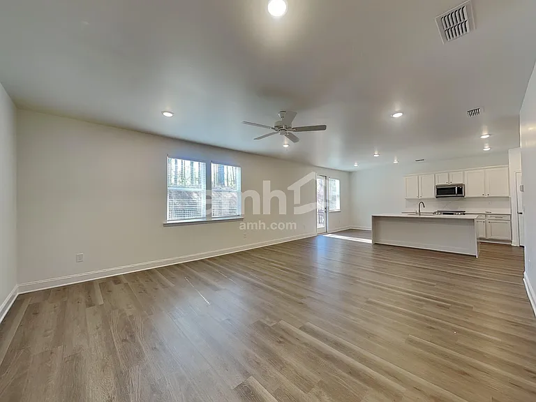 1459 Aquamarine Dr — Photo 7