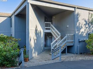 1939 Gearhart Green Dr, Seaside, OR 97138