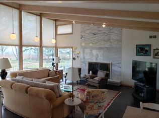 258 Lake Shore Rd, Grafton, WI 53024