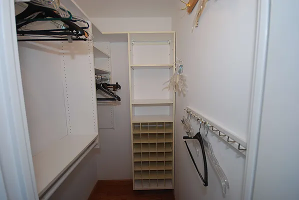 Rented by Luxury Habitat | media 9