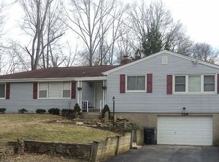 126 Chapel Rd, Amelia, OH 45102