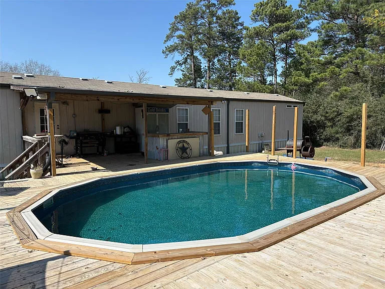 14525 Oak Hill Ln — Photo 2