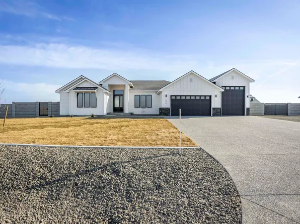 7219 Ambrosia St, Kennewick, WA 99338