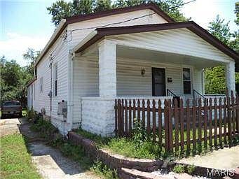 1st image of 964 Dammert Ave