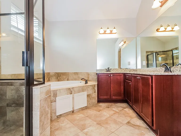 140 Hidden Meadows Ln — Photo 11
