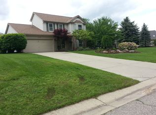 2648 W Bloomfield Oaks Dr, West Bloomfield, MI