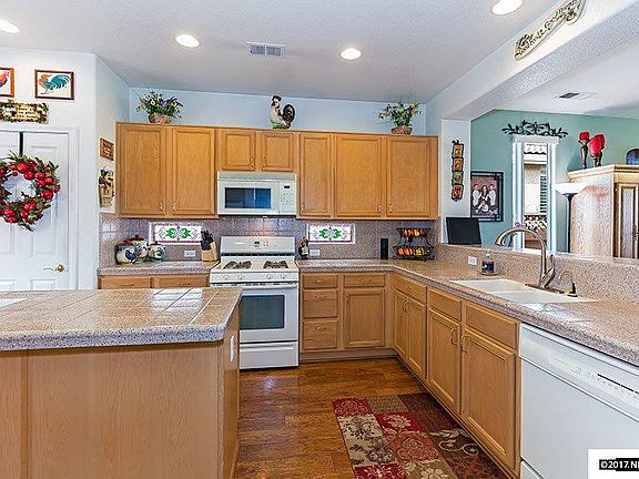 5th image of 2099 Avella Dr
