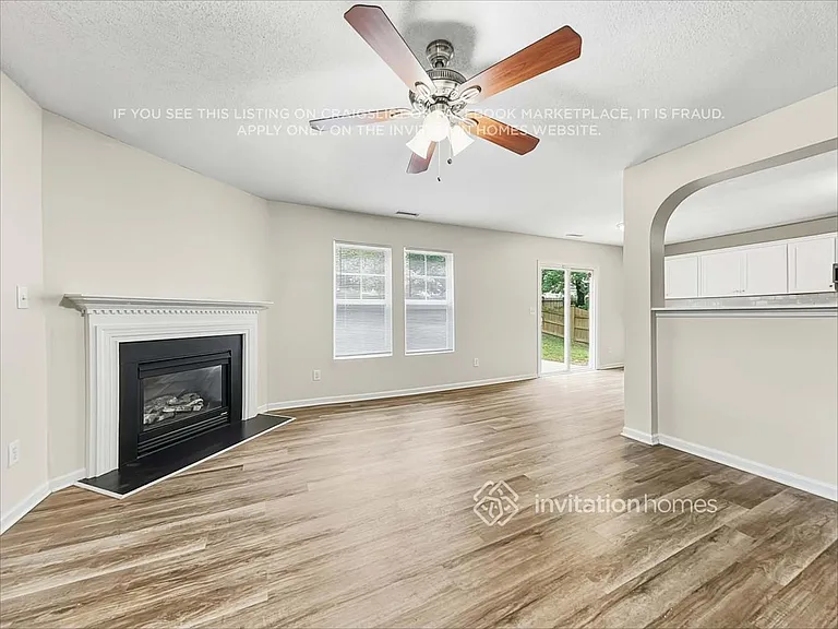 4501 Arcaro Dr — Photo 6