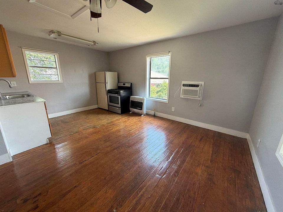 1st image of 1604 Harrison St
