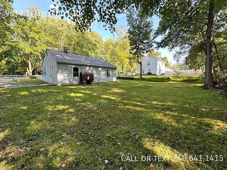 9617 Temple Hill Rd — Photo 18