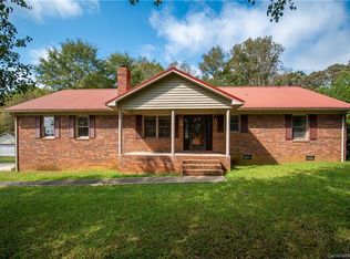 1074 Flamingo Rd, Lancaster, SC 29720