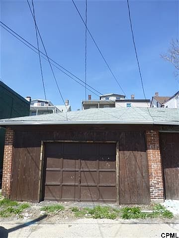 2nd image of 1929 Kensington St