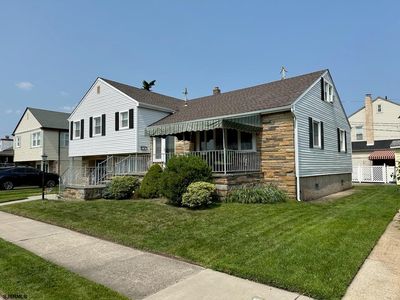 23 N Jerome Ave, Margate, NJ, 08402