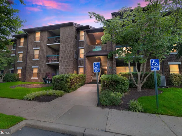 7917 Coriander Dr #3, Gaithersburg, MD 20879