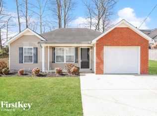 1351 E Nir Shreibman Blvd, La Vergne, TN 37086