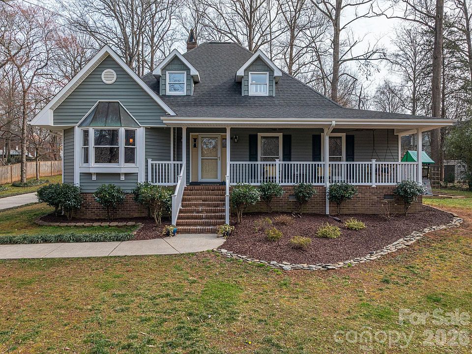 1st image of 402 Belwood Dr