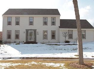 2707 Preston Ct, Waukesha, WI 53188