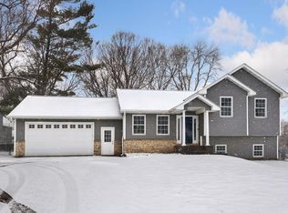305 County Road 10 SE, Watertown, MN 55388