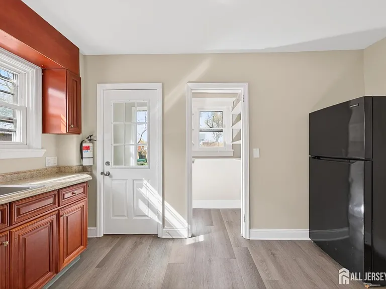 119 Vogel Pl — Photo 21