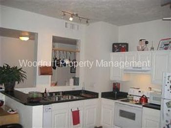 4th image of 1210 E Colfax Ave Suite 205