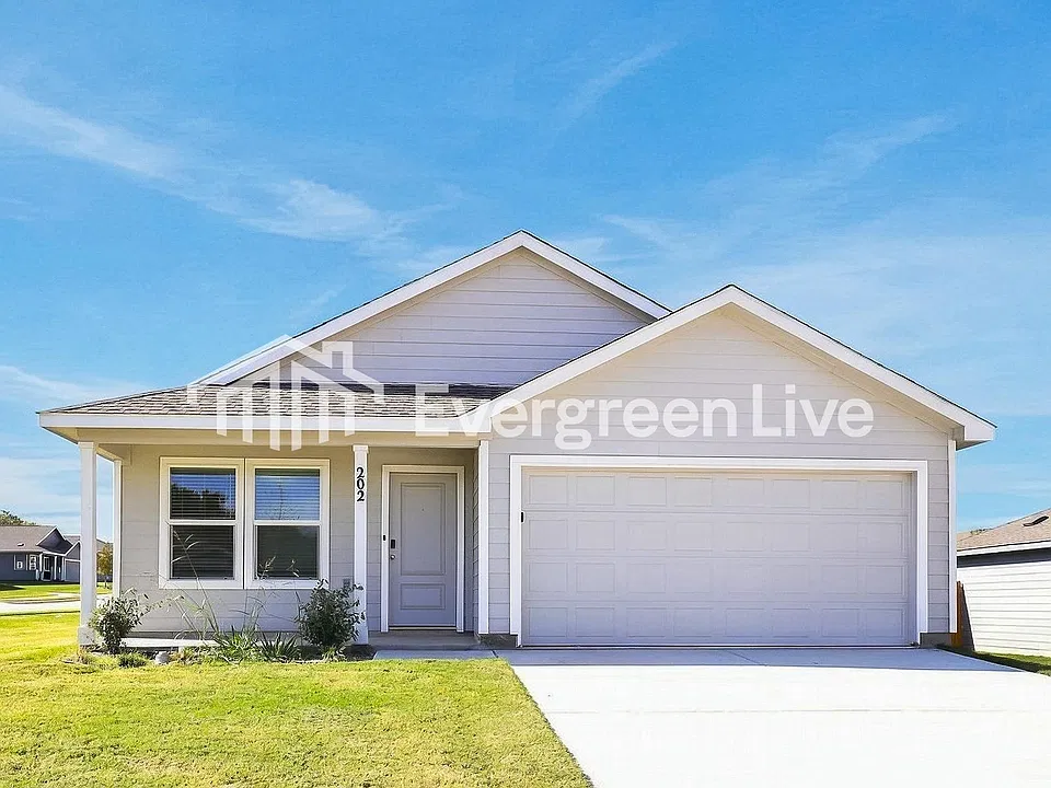 202 Hidden Meadows Dr