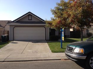 425 Melbourne Dr, Modesto, CA 95357