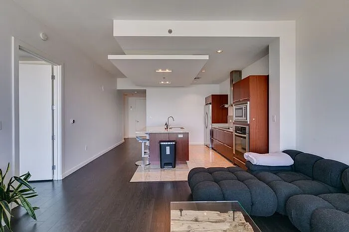 2 bed, 2.0 bath, 1111 sqft, $2,900 — Photo 3