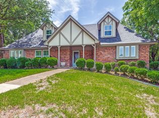 1914 Briarcrest Ln, Arlington, TX 76012