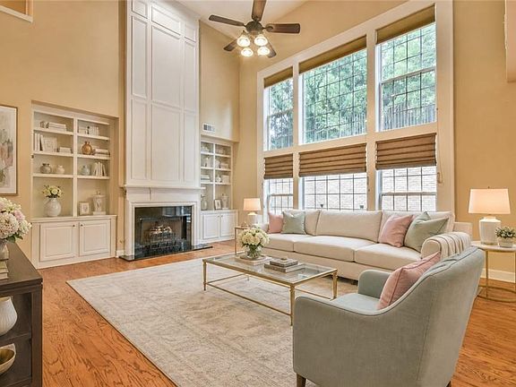4th image of 5155 Harbury Ln