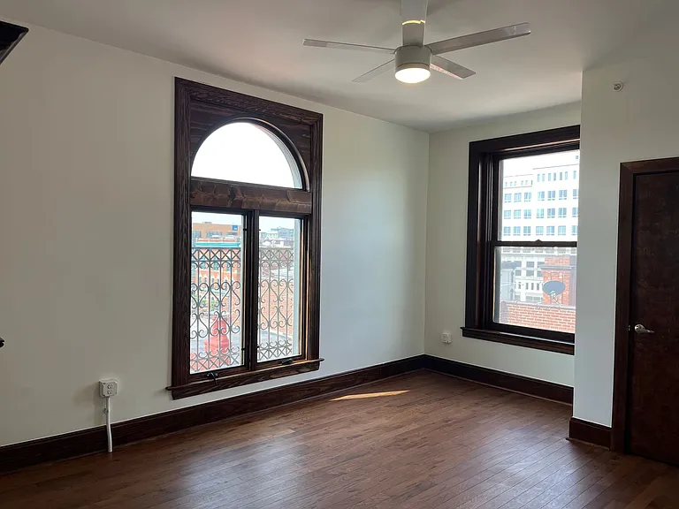 303 Greenup (NEW) — Photo 24
