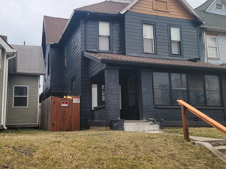 2818 N Capitol Ave #2 — Photo 2