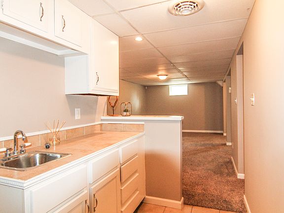 4th image of 4928 Azalea Dr