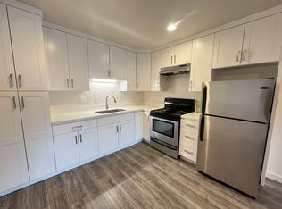 1120 Yulupa Ave APT 12, Santa Rosa, CA 95405