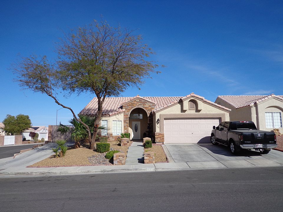 1st image of 3704 Covewick Dr
