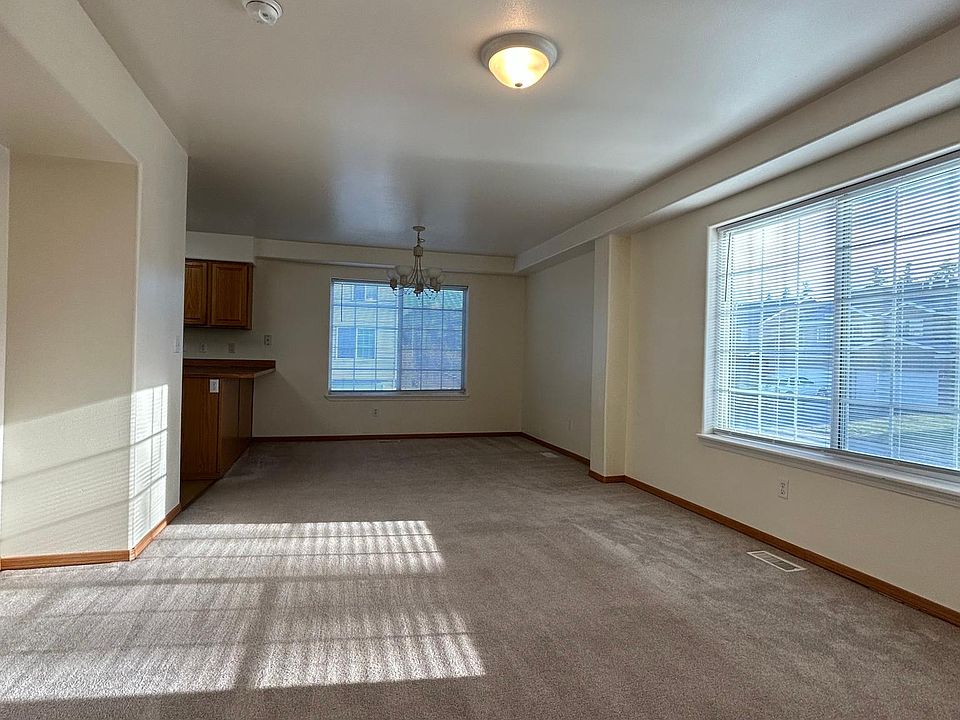 7015 Gold Kings Ave UNIT A, Anchorage, AK 99504 | Zillow