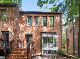 7525 Bradley Blvd, Bethesda, MD 20817