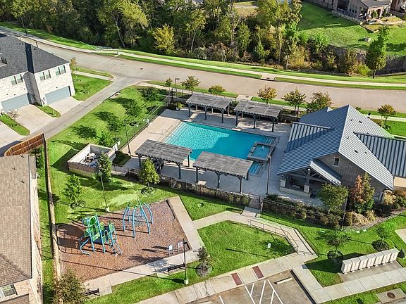 4th image of 1317 Ethan Dr