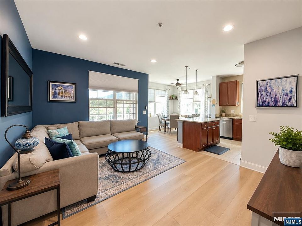 1st image of 5318 Sanctuary Blvd