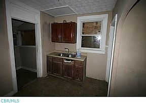 4th image of 1436 Loretta Ave