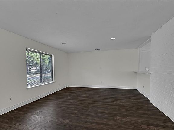 4th image of 14707 Knightsway Dr