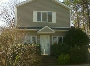 22 Neptune Rd, Rocky Point, NY 11778