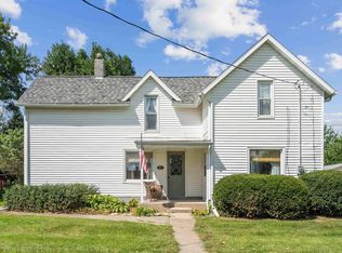 611 State St, Dysart, IA