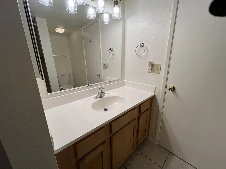 1340 N Recker Rd #237 — Photo 26