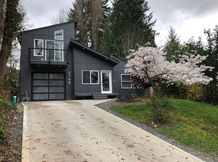 2749 NE 100th St, Seattle, WA 98125