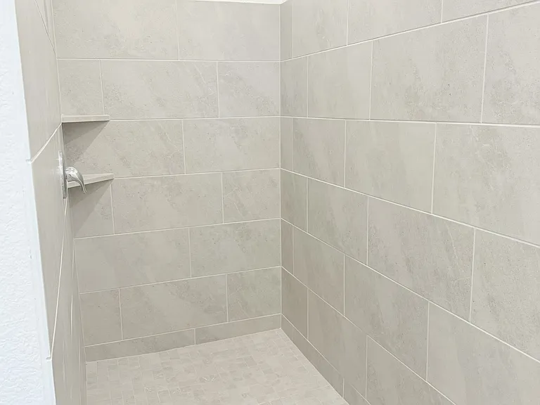 6814 Dutch Iris Dr — Photo 21