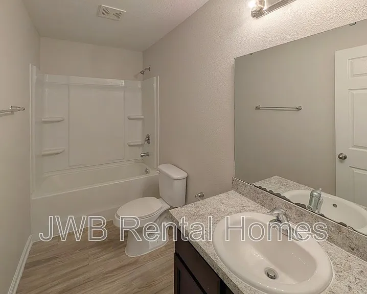 8485 McGirts Village Ln — Photo 10